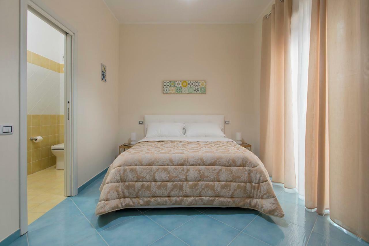 Ad Maiora Bed & Breakfast Salerno Eksteriør bilde