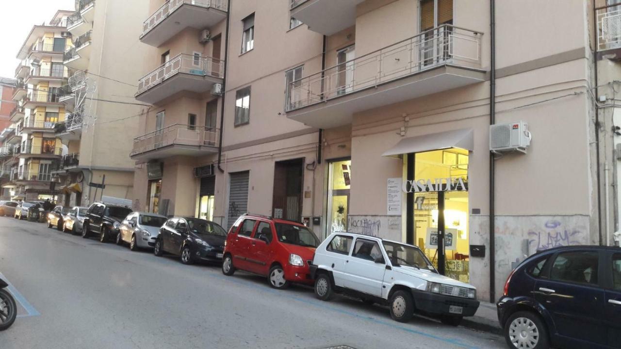 Ad Maiora Bed & Breakfast Salerno Eksteriør bilde